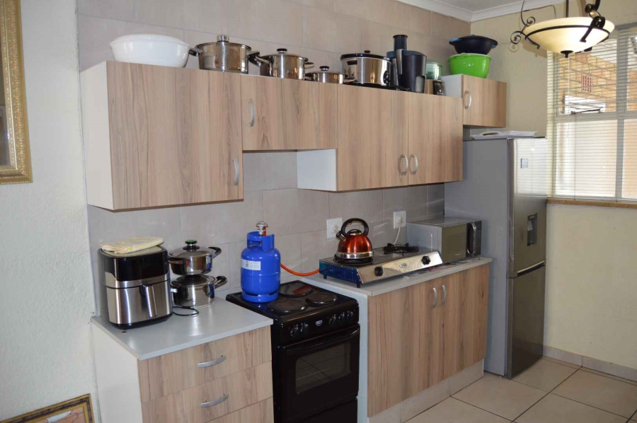 2 Bedroom Property for Sale in New Redruth Gauteng