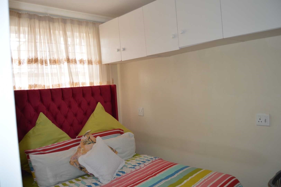 2 Bedroom Property for Sale in New Redruth Gauteng