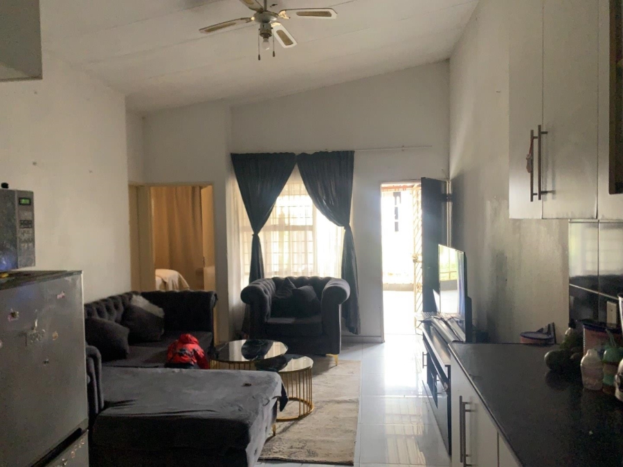 2 Bedroom Property for Sale in Ridgeway Gauteng