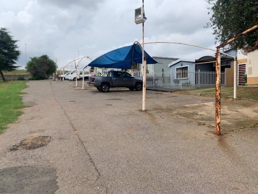 2 Bedroom Property for Sale in Ridgeway Gauteng
