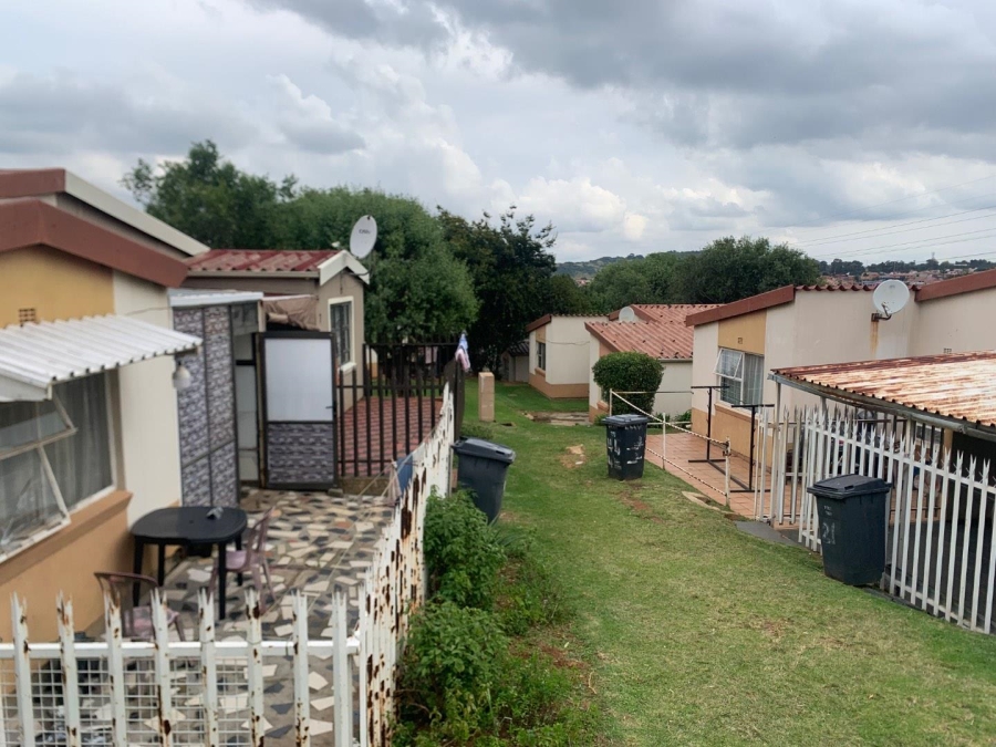 2 Bedroom Property for Sale in Ridgeway Gauteng
