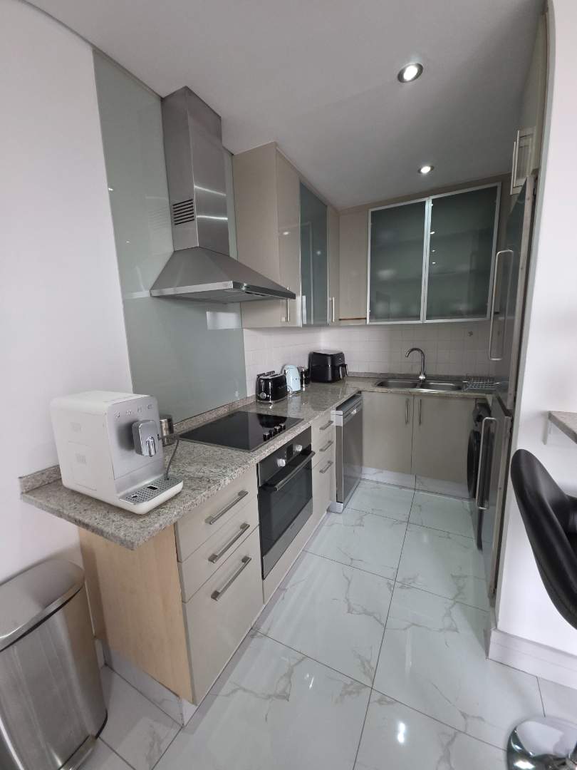 1 Bedroom Property for Sale in Sandton Central Gauteng