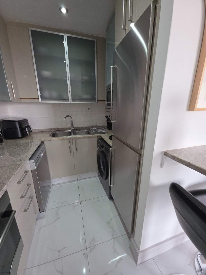1 Bedroom Property for Sale in Sandton Central Gauteng