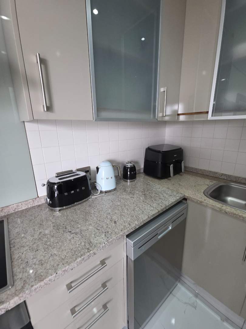 1 Bedroom Property for Sale in Sandton Central Gauteng