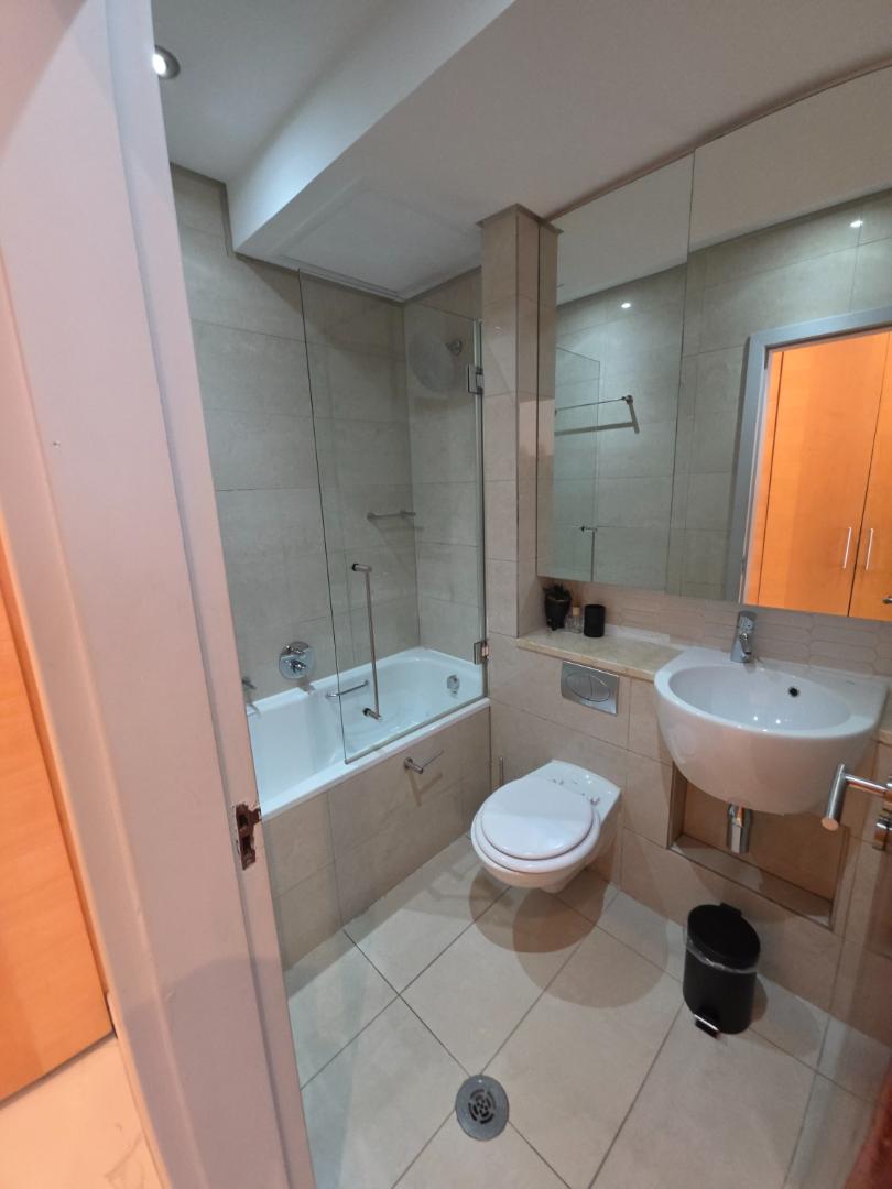 1 Bedroom Property for Sale in Sandton Central Gauteng