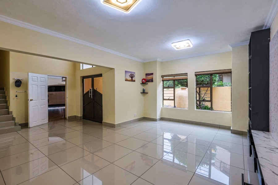 4 Bedroom Property for Sale in Willow Acres Gauteng