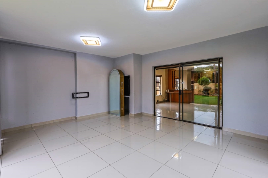 4 Bedroom Property for Sale in Willow Acres Gauteng