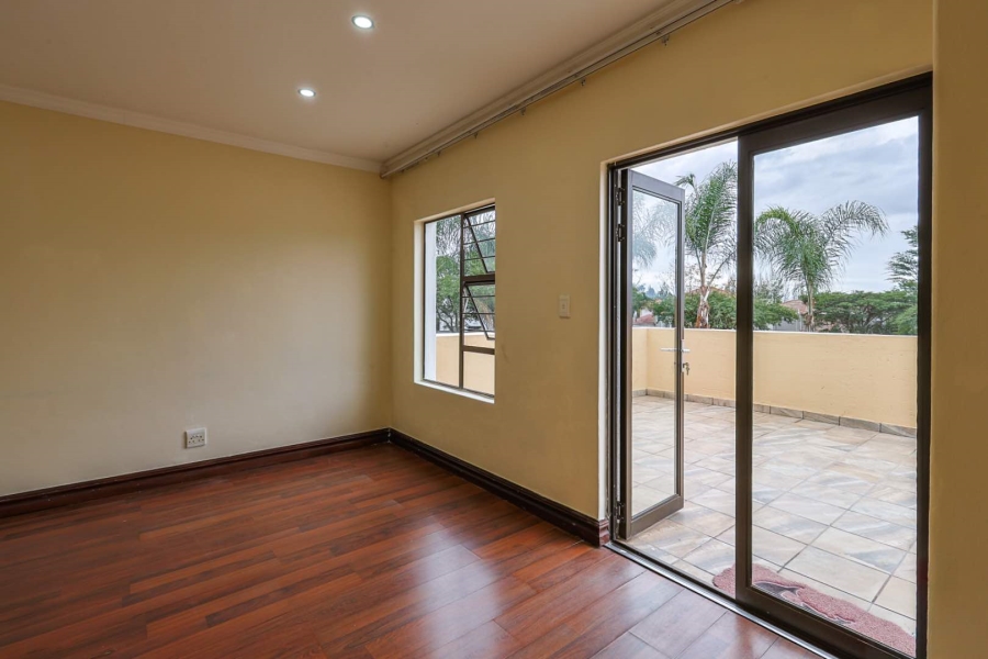 4 Bedroom Property for Sale in Willow Acres Gauteng