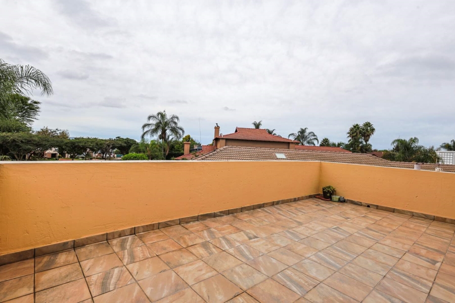 4 Bedroom Property for Sale in Willow Acres Gauteng