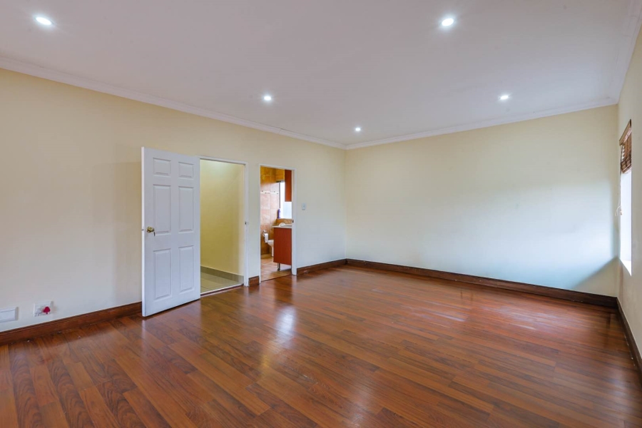 4 Bedroom Property for Sale in Willow Acres Gauteng