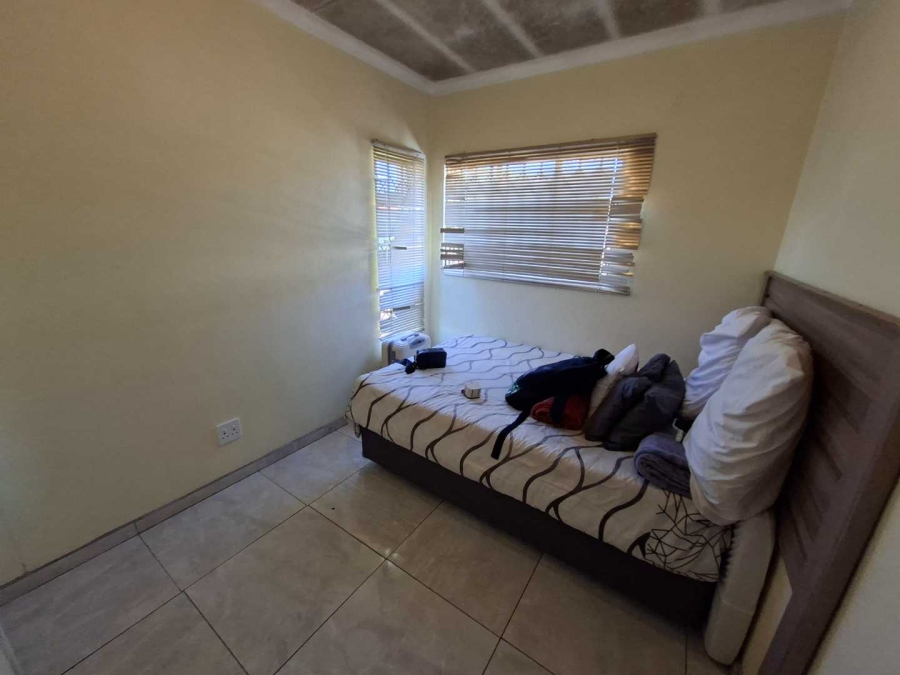 To Let 2 Bedroom Property for Rent in Randburg Gauteng