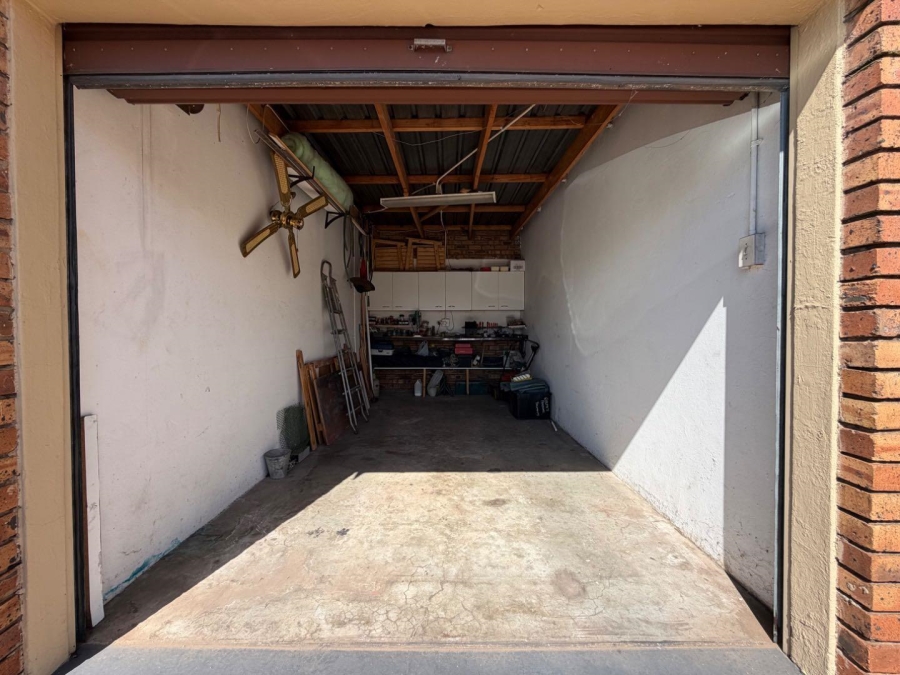 3 Bedroom Property for Sale in Randhart Gauteng
