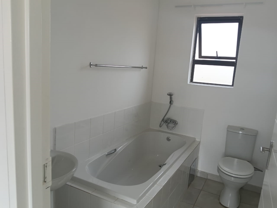 2 Bedroom Property for Sale in Windmill Park Gauteng