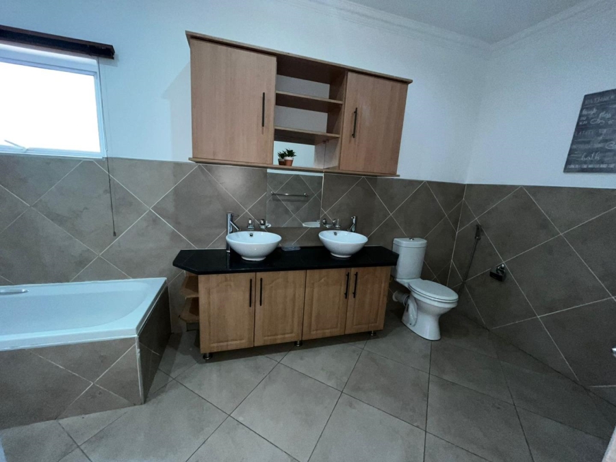 4 Bedroom Property for Sale in Ebotse Golf Estate Gauteng