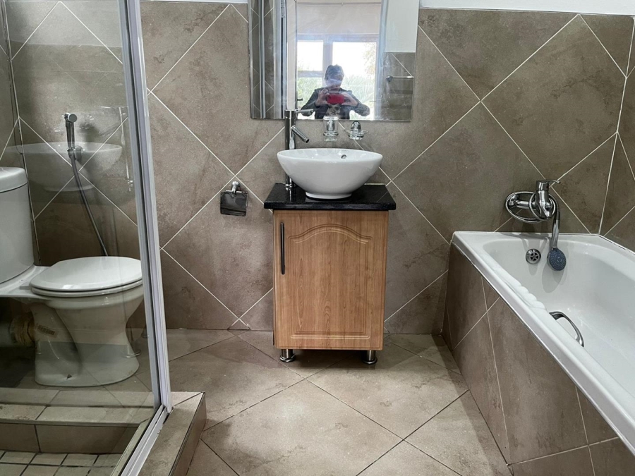 4 Bedroom Property for Sale in Ebotse Golf Estate Gauteng