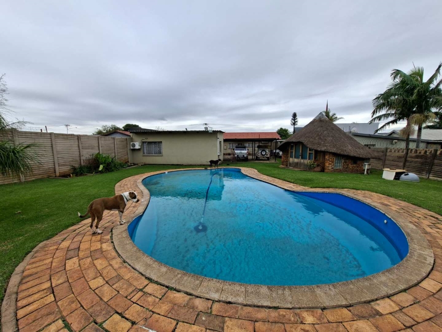 3 Bedroom Property for Sale in Booysens Gauteng