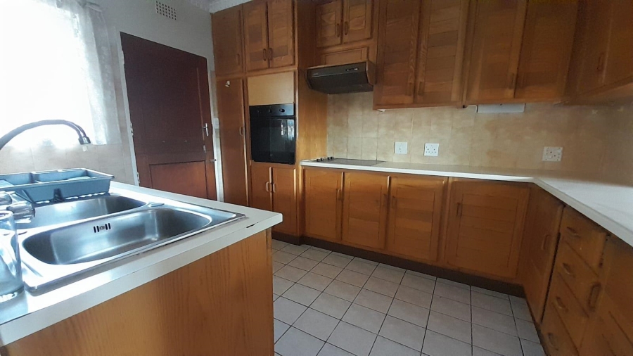 2 Bedroom Property for Sale in Terenure Gauteng