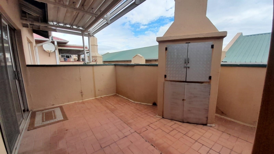 2 Bedroom Property for Sale in Terenure Gauteng