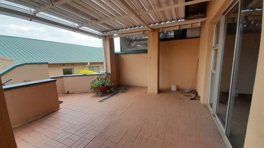 2 Bedroom Property for Sale in Terenure Gauteng