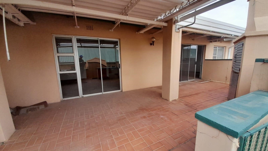2 Bedroom Property for Sale in Terenure Gauteng