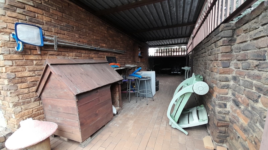 4 Bedroom Property for Sale in Edleen Gauteng