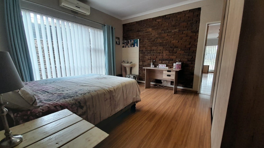 4 Bedroom Property for Sale in Edleen Gauteng