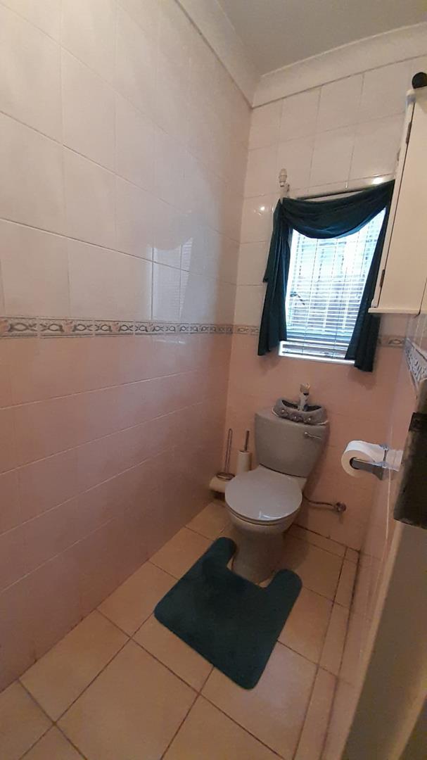 4 Bedroom Property for Sale in Edleen Gauteng
