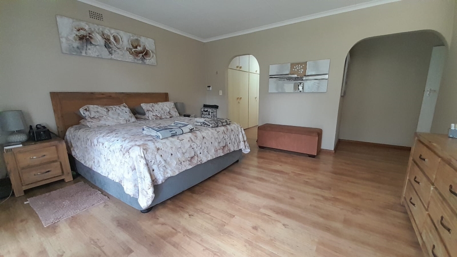 4 Bedroom Property for Sale in Edleen Gauteng