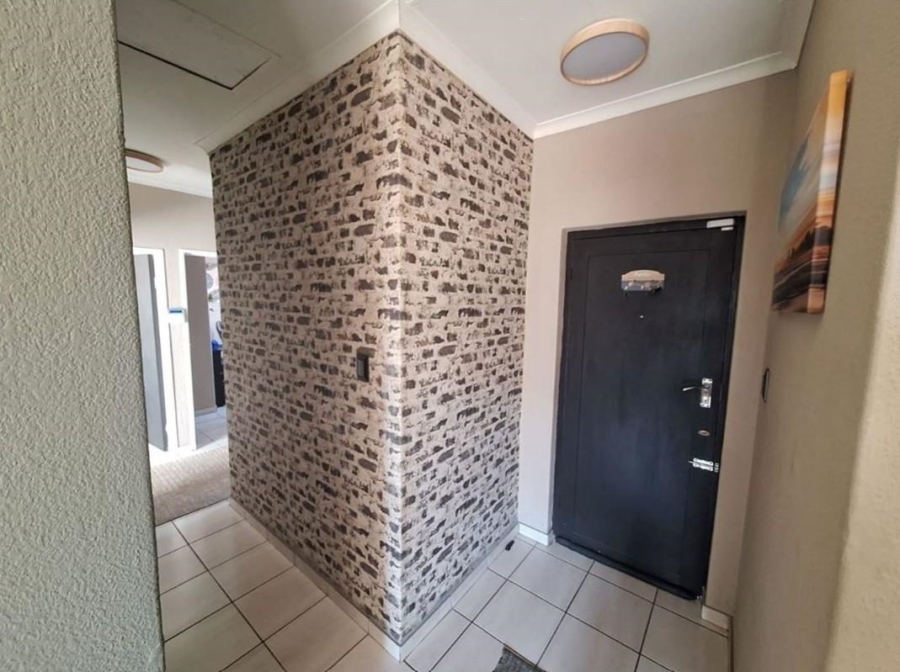 3 Bedroom Property for Sale in Birchleigh North Gauteng