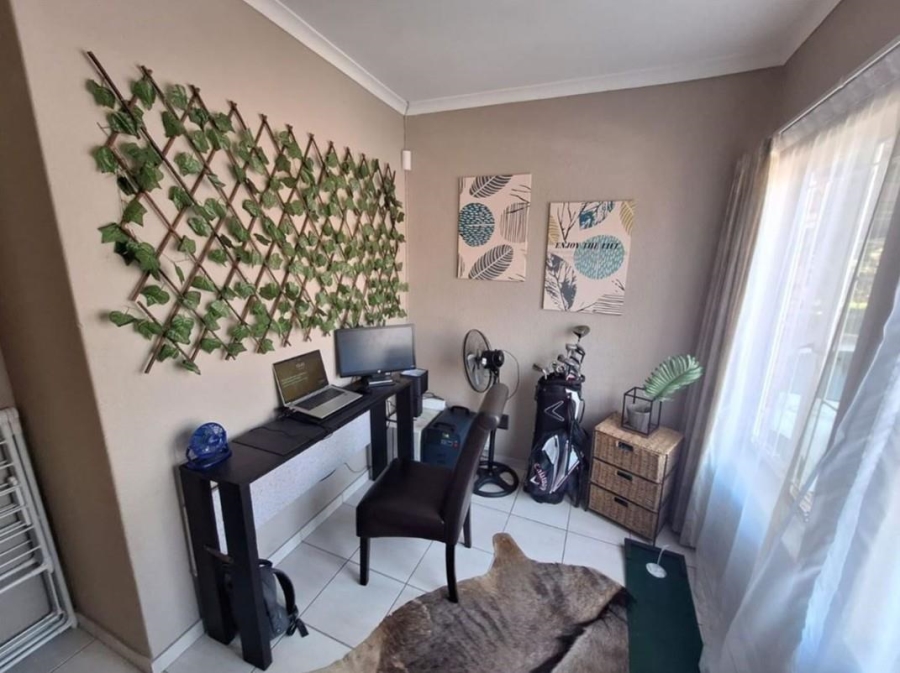 3 Bedroom Property for Sale in Birchleigh North Gauteng