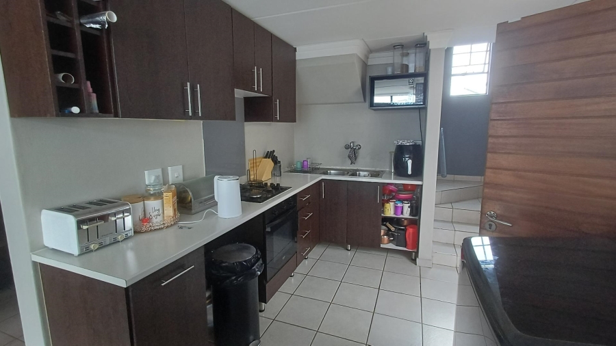 3 Bedroom Property for Sale in South Hills Gauteng