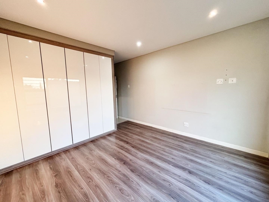 2 Bedroom Property for Sale in Farrarmere Gauteng