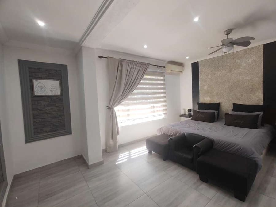 4 Bedroom Property for Sale in Brackendowns Gauteng