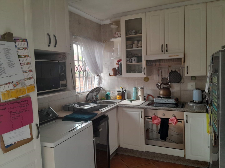 3 Bedroom Property for Sale in South Crest Gauteng