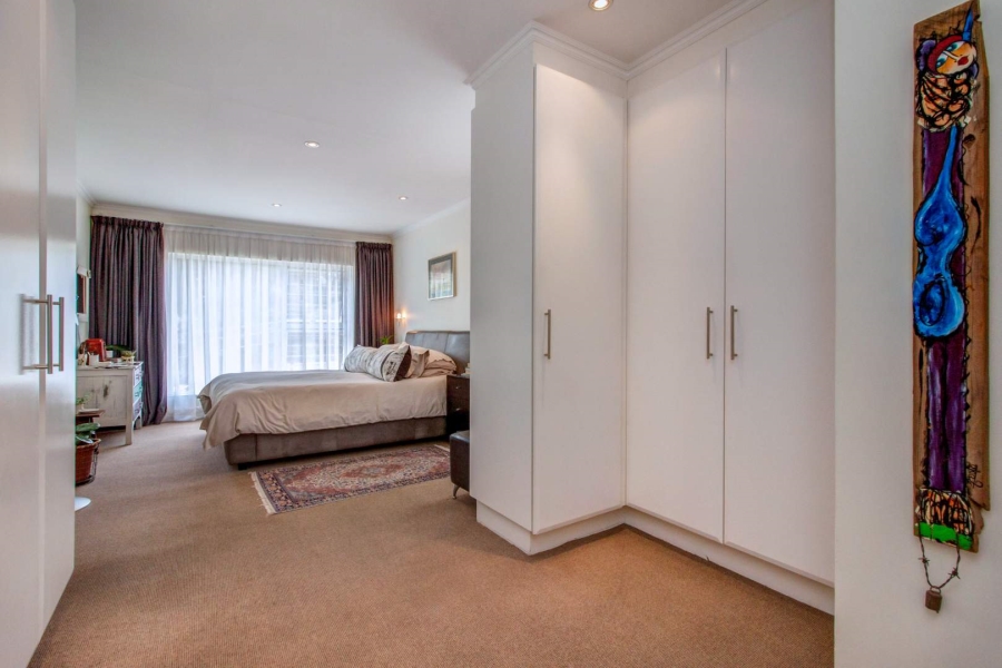 2 Bedroom Property for Sale in Bryanston Gauteng