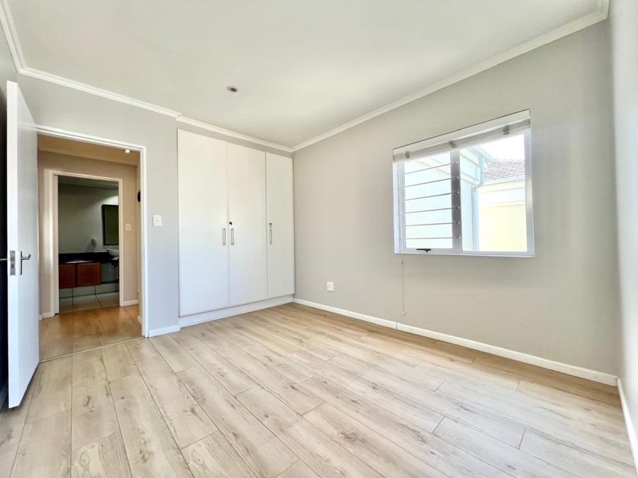 2 Bedroom Property for Sale in Bryanston Gauteng