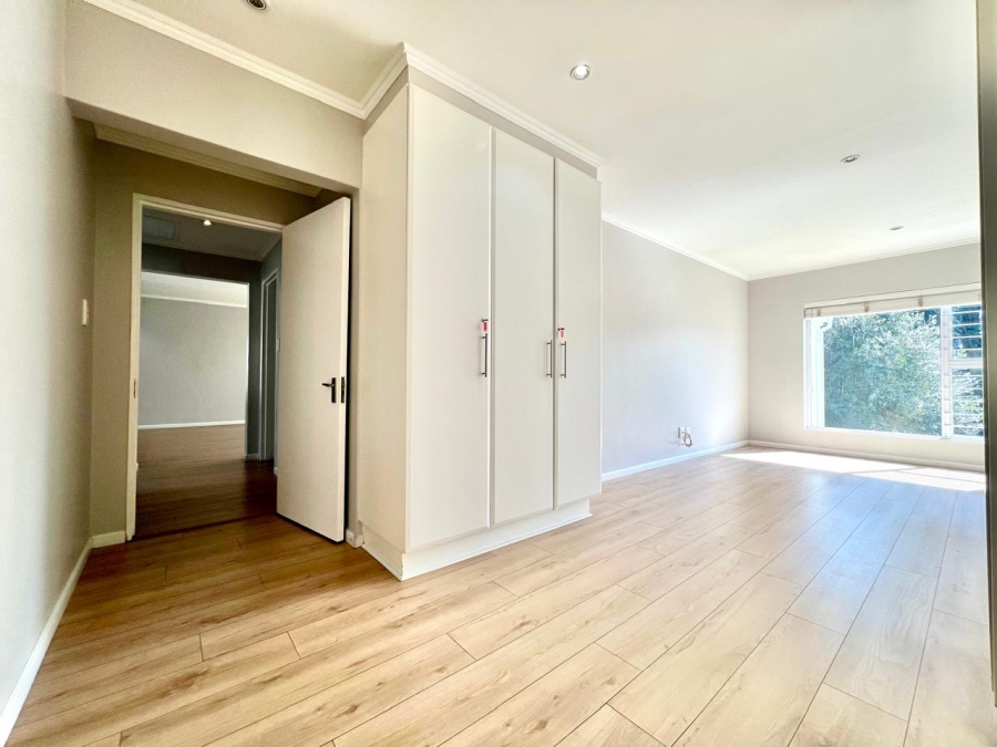 2 Bedroom Property for Sale in Bryanston Gauteng