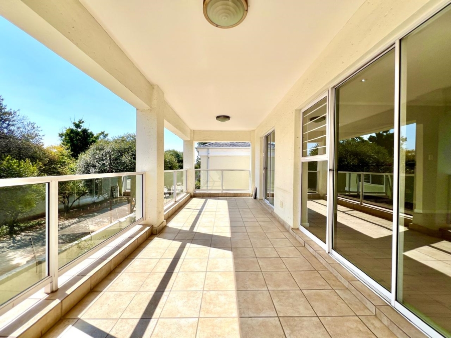 2 Bedroom Property for Sale in Bryanston Gauteng