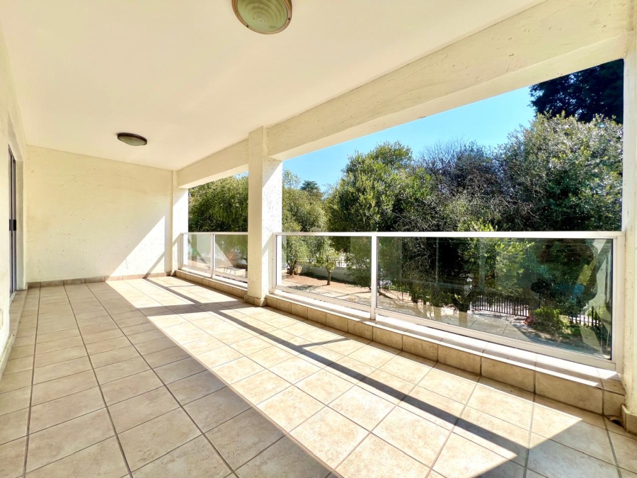 2 Bedroom Property for Sale in Bryanston Gauteng