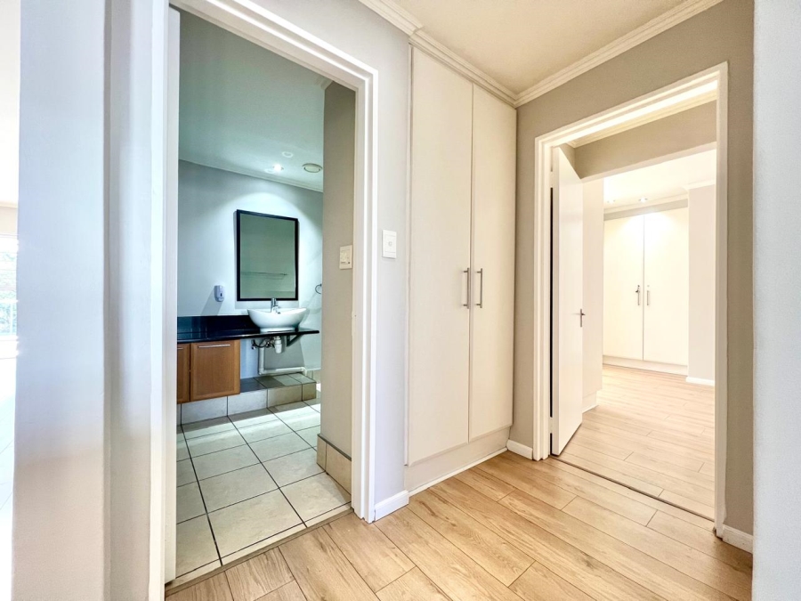2 Bedroom Property for Sale in Bryanston Gauteng