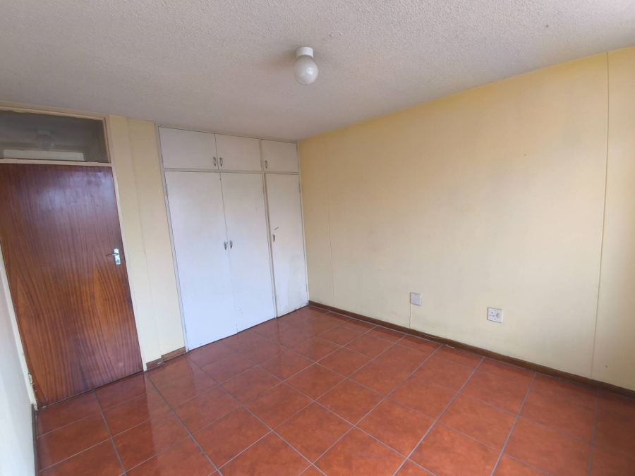 2 Bedroom Property for Sale in Sunnyside Gauteng