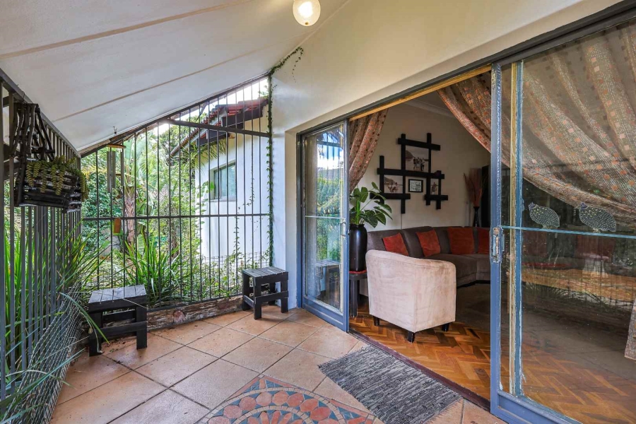5 Bedroom Property for Sale in Waterkloof Ridge Gauteng