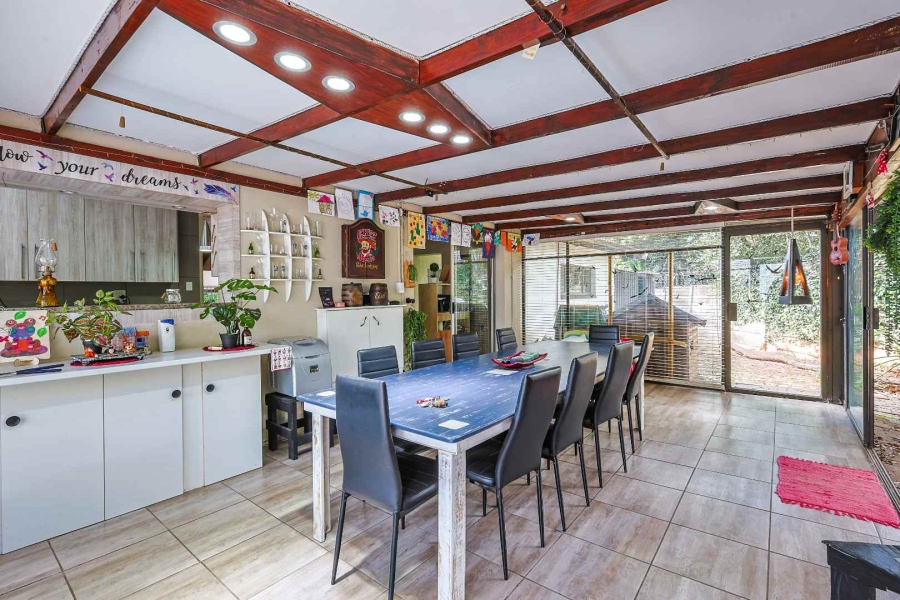 5 Bedroom Property for Sale in Waterkloof Ridge Gauteng