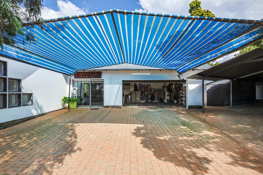 5 Bedroom Property for Sale in Waterkloof Ridge Gauteng