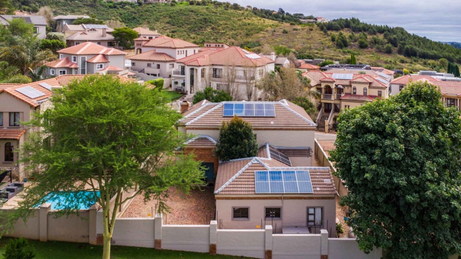 4 Bedroom Property for Sale in Waterkloof Ridge Gauteng