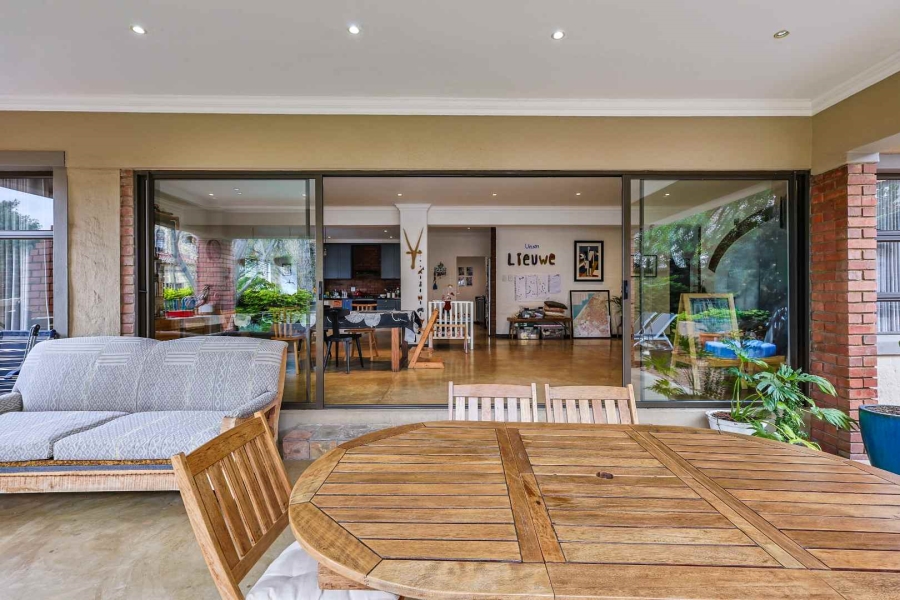 4 Bedroom Property for Sale in Waterkloof Ridge Gauteng