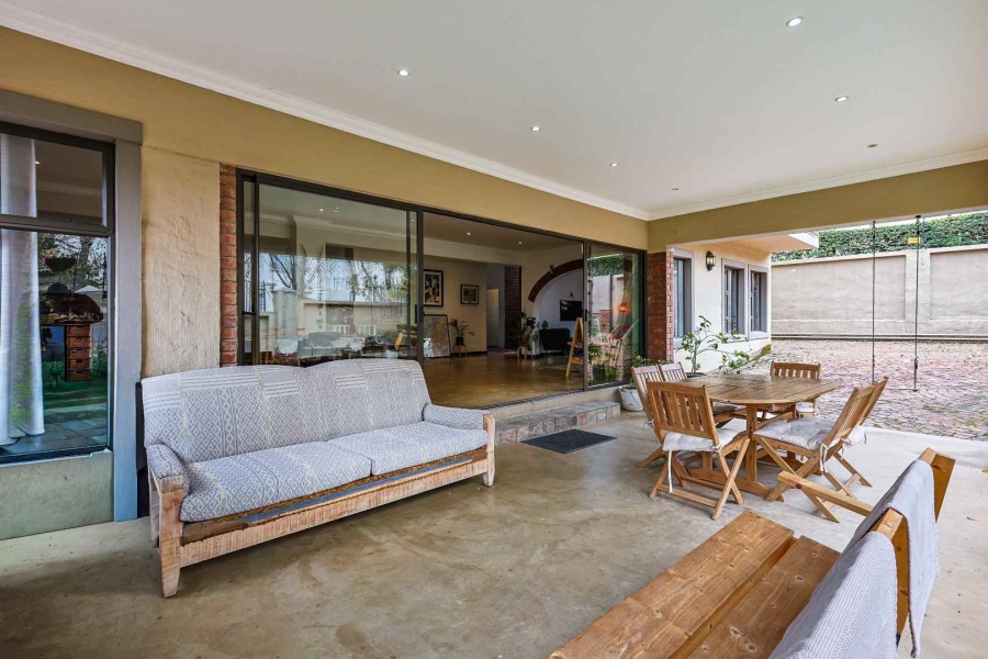 4 Bedroom Property for Sale in Waterkloof Ridge Gauteng