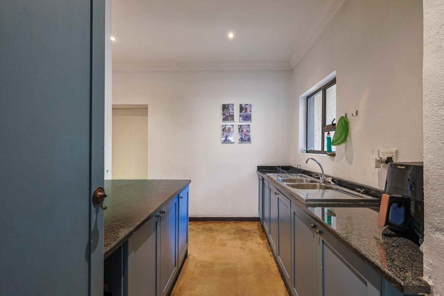 4 Bedroom Property for Sale in Waterkloof Ridge Gauteng