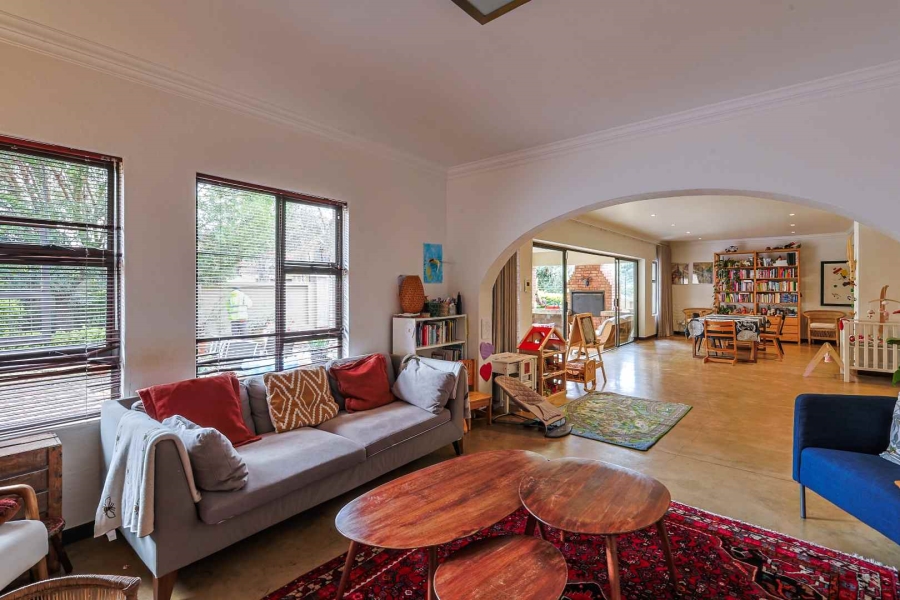 4 Bedroom Property for Sale in Waterkloof Ridge Gauteng