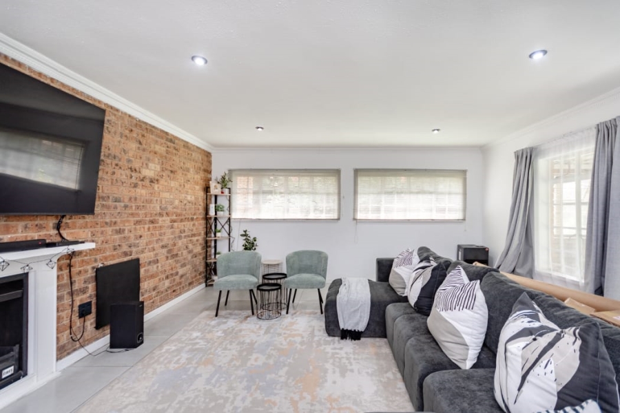 4 Bedroom Property for Sale in Albemarle Gauteng